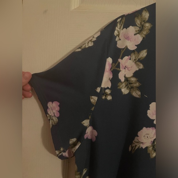 Plus size Stella Tweed shirt, top, blue floral, blessed, size 2X - Picture 6 of 8